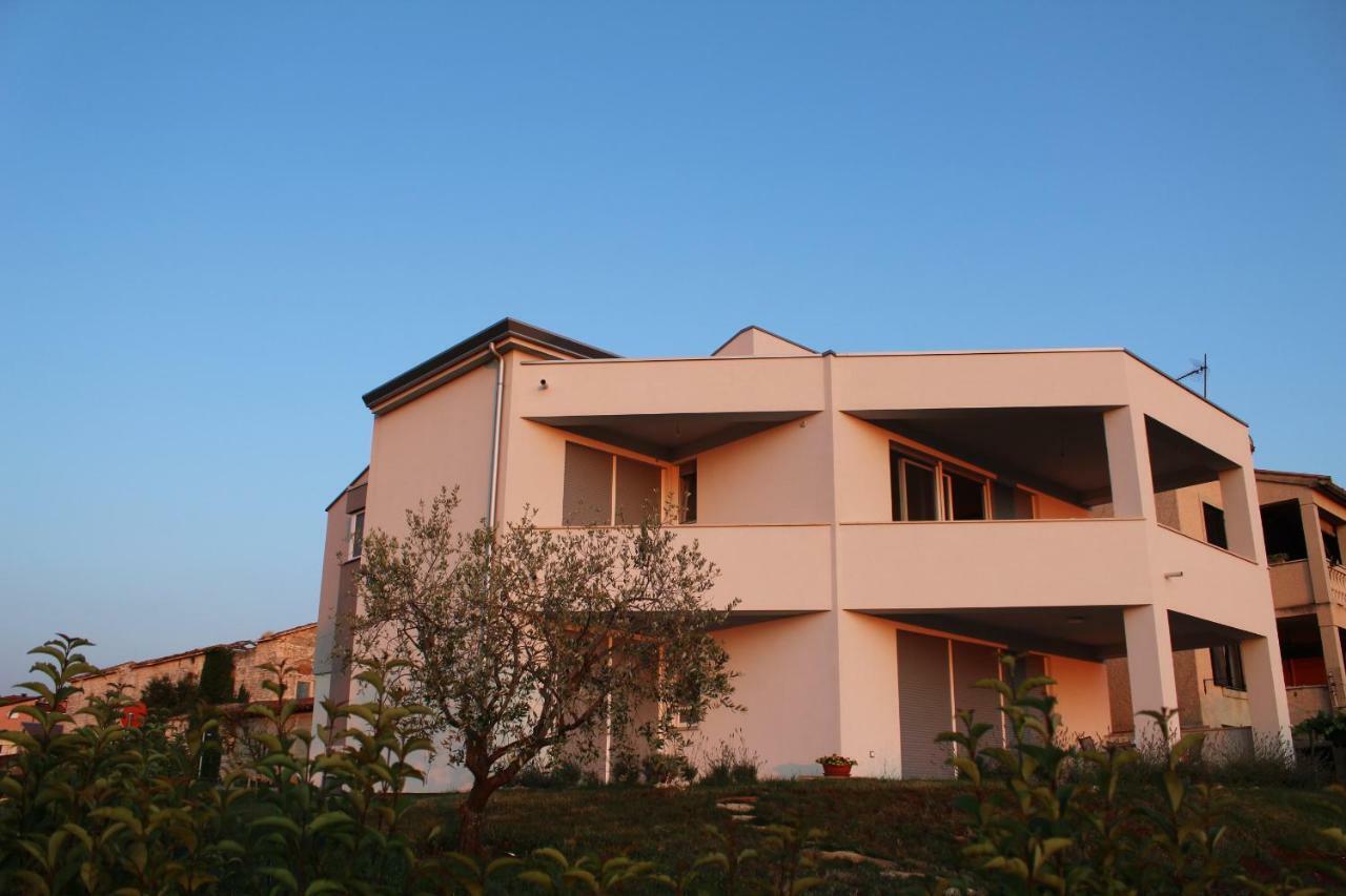 Apartment Fiorella Poreč Eksteriør billede
